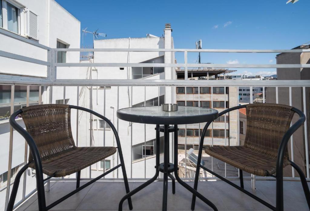 Apartamento Monastiraki 3-4 Blue Sky Atenas Exterior foto